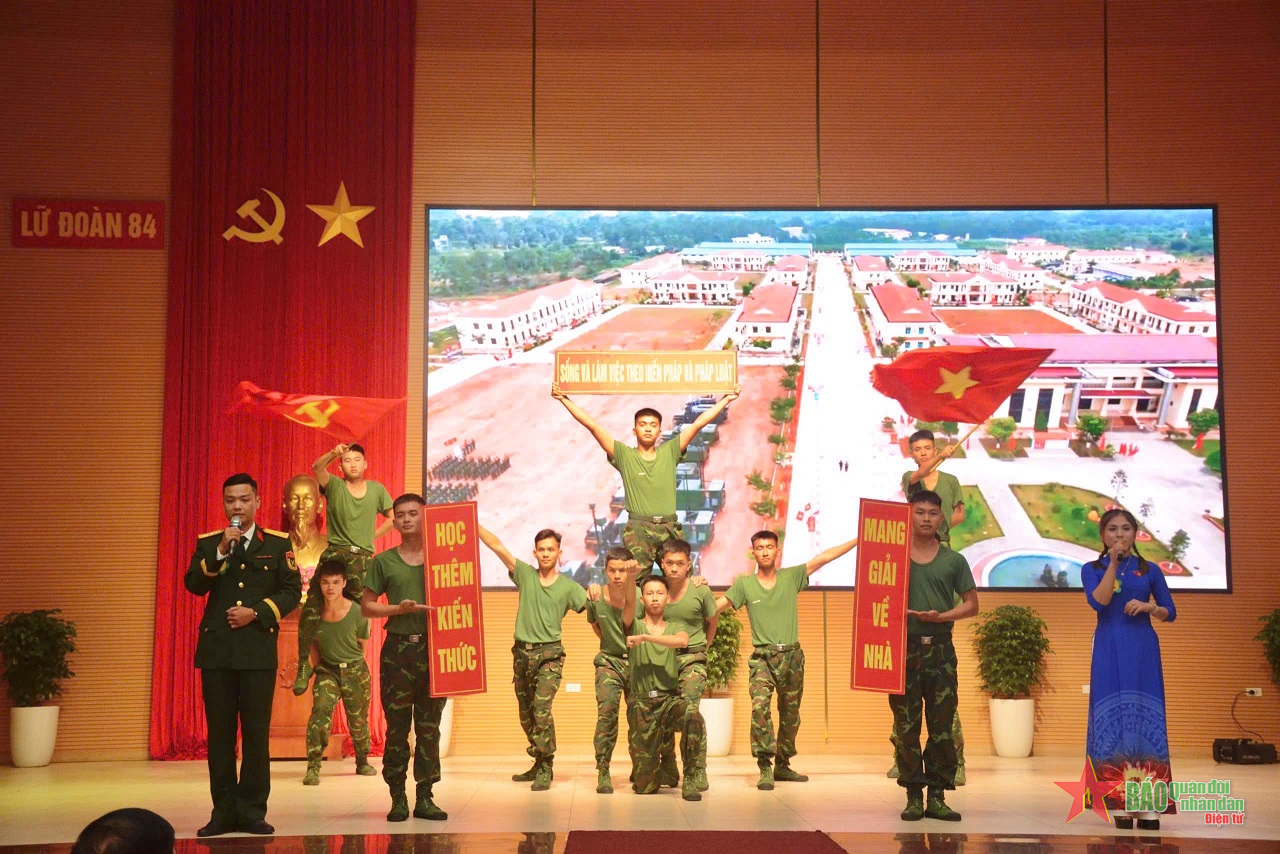 Lữ đoàn 84 tổ chức Hội thi “Tuyên truyền, phổ biến, giáo dục, pháp luật”